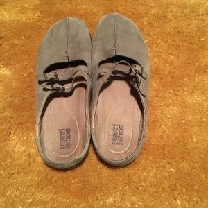 Earth Shoe clogs